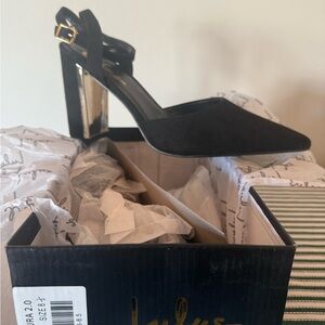 Lulu's Black Heels with Gold Buckle - 8.5 NWT